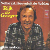 Rijk de Gooyer - Nellie v.d. Heuvel uit de 4e klas / Slow Motion