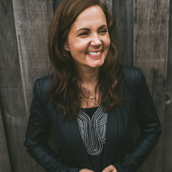 Lori Mckenna